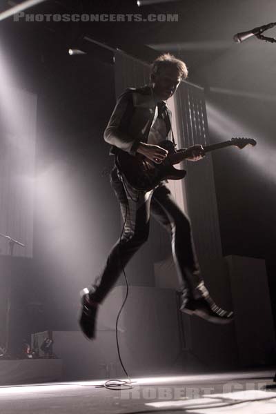 FRANZ FERDINAND - 2014-03-10 - PARIS - Zenith - Alex Kapranos